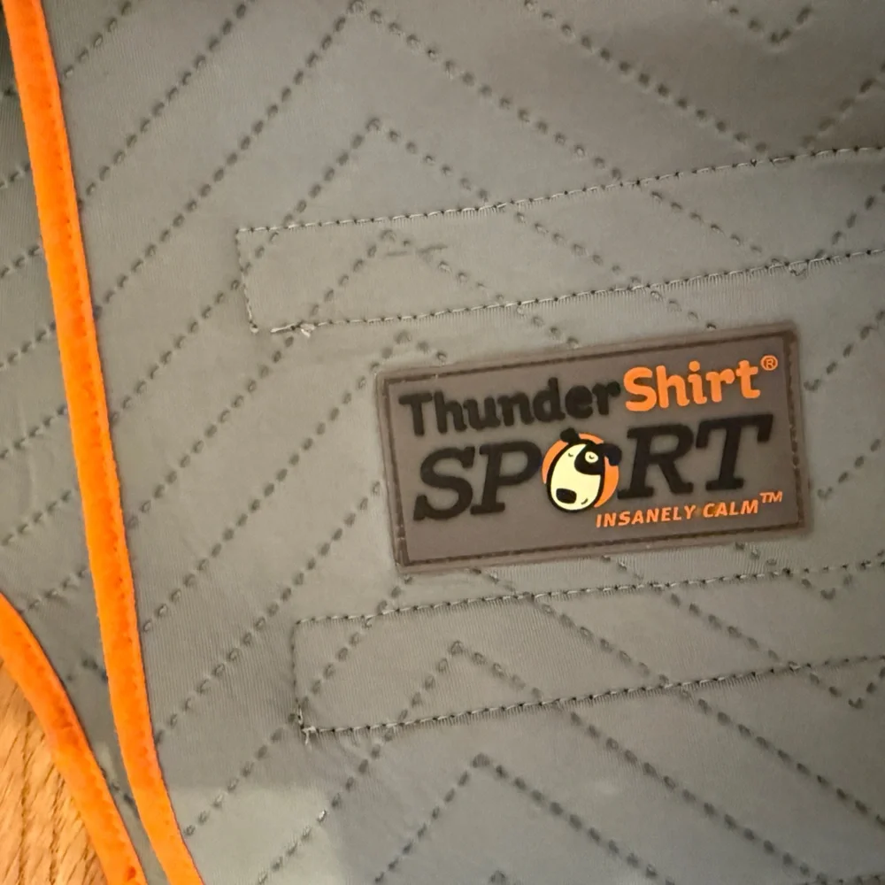 ⚡️ ThunderShirt by Sport Dog - Picture 2 of 5